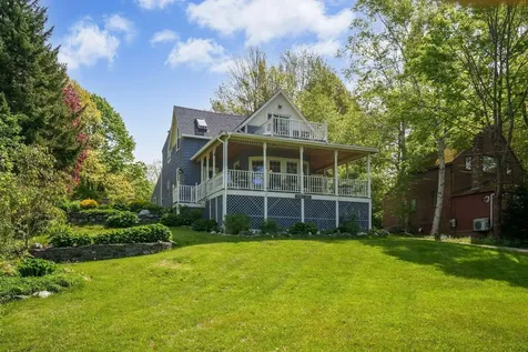 367 Island Avenue Portland ME 04108