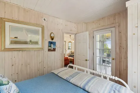 367 Island Avenue Portland ME 04108