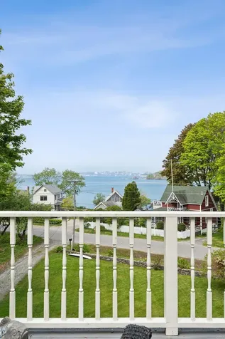 367 Island Avenue Portland ME 04108