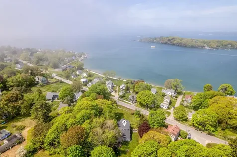 367 Island Avenue Portland ME 04108
