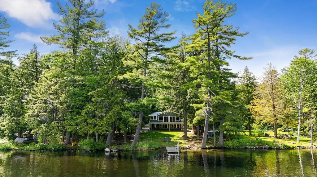 443 Lovejoy Shores Drive Fayette ME 04349