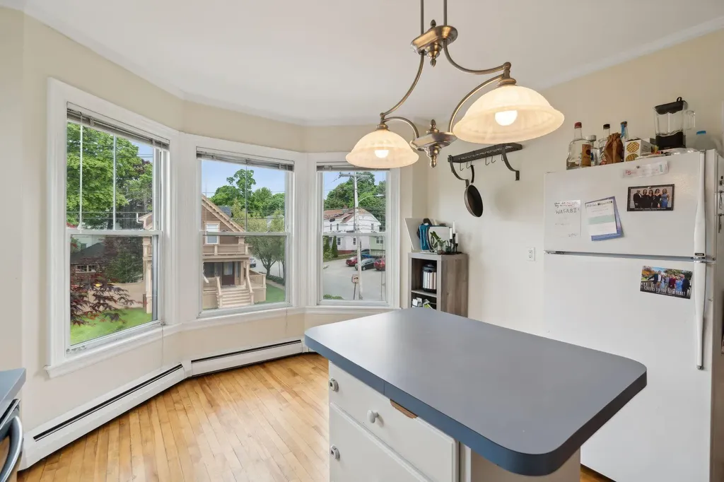 32 Lincoln Street Portland ME 04103