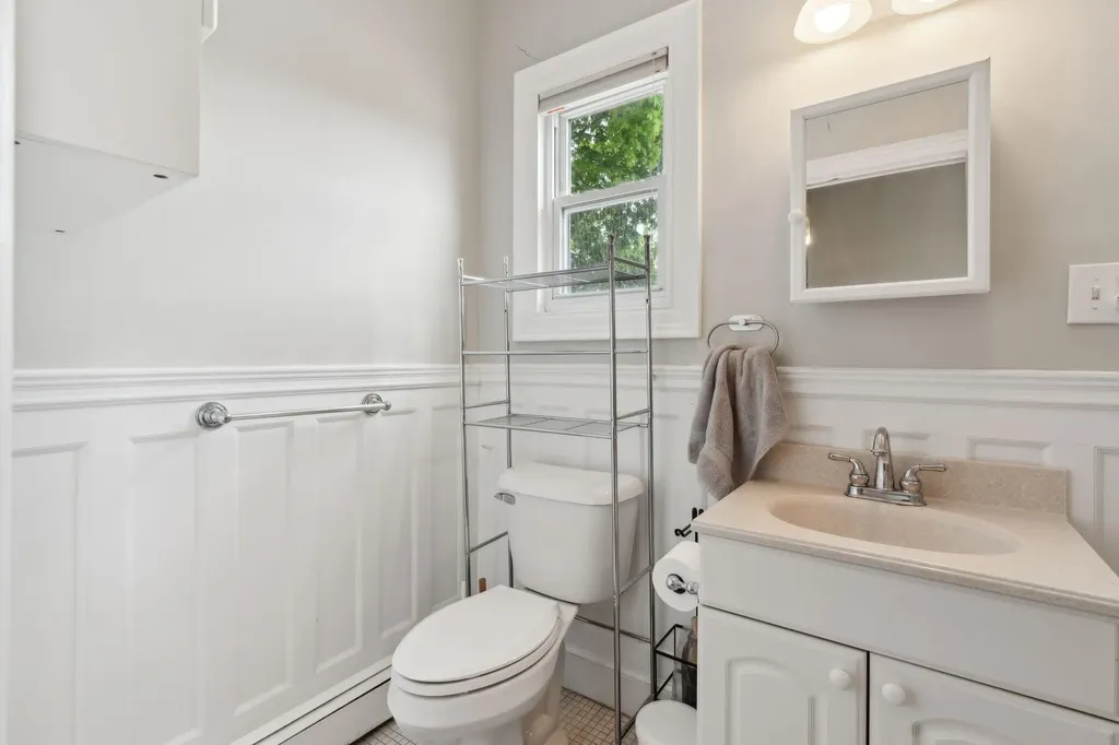32 Lincoln Street Portland ME 04103
