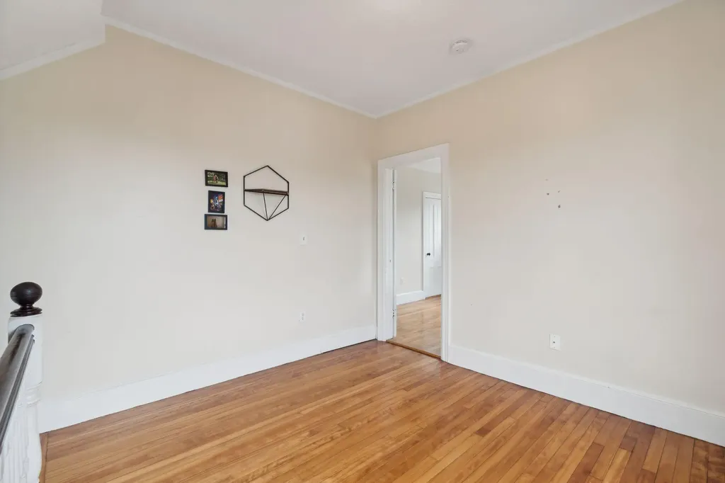 32 Lincoln Street Portland ME 04103