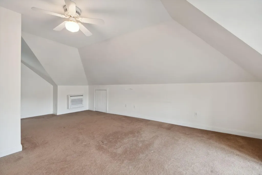 32 Lincoln Street Portland ME 04103
