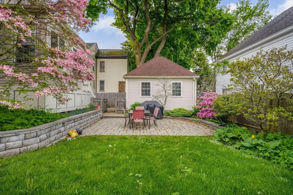 32 Lincoln Street Portland ME 04103