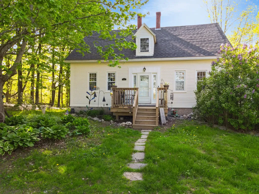222 Holman Day Road Vassalboro ME 04989
