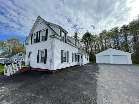 442 River Road Windham ME 04062