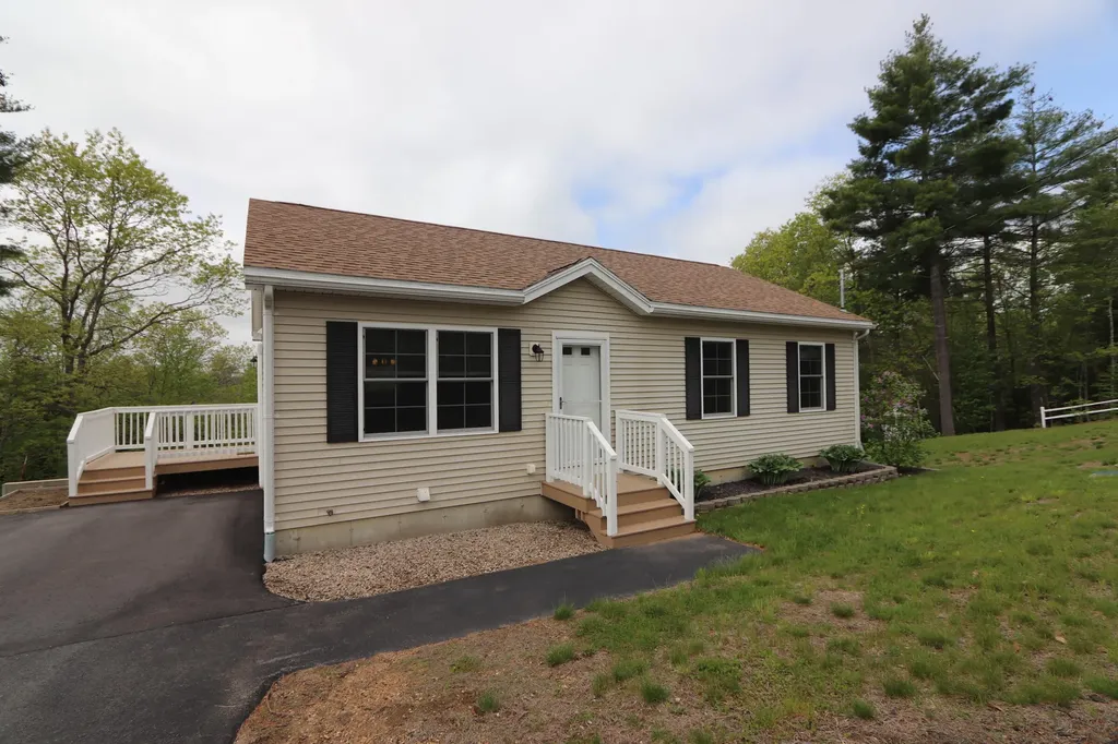104 Smith Road Lebanon ME 04027
