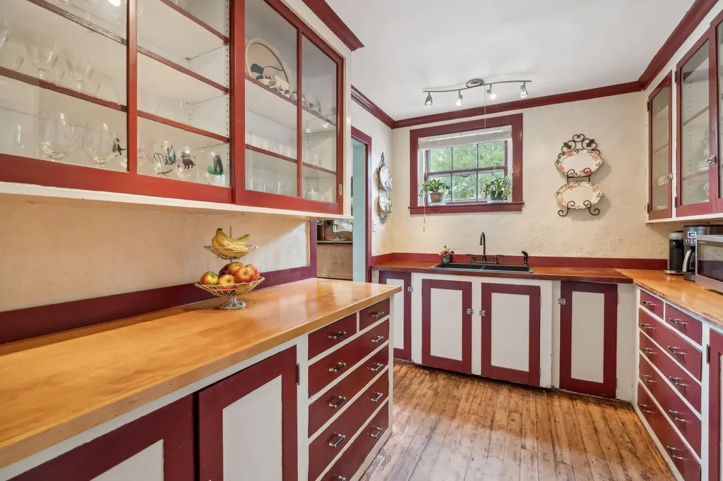 175 Mason Street Westbrook ME 04092