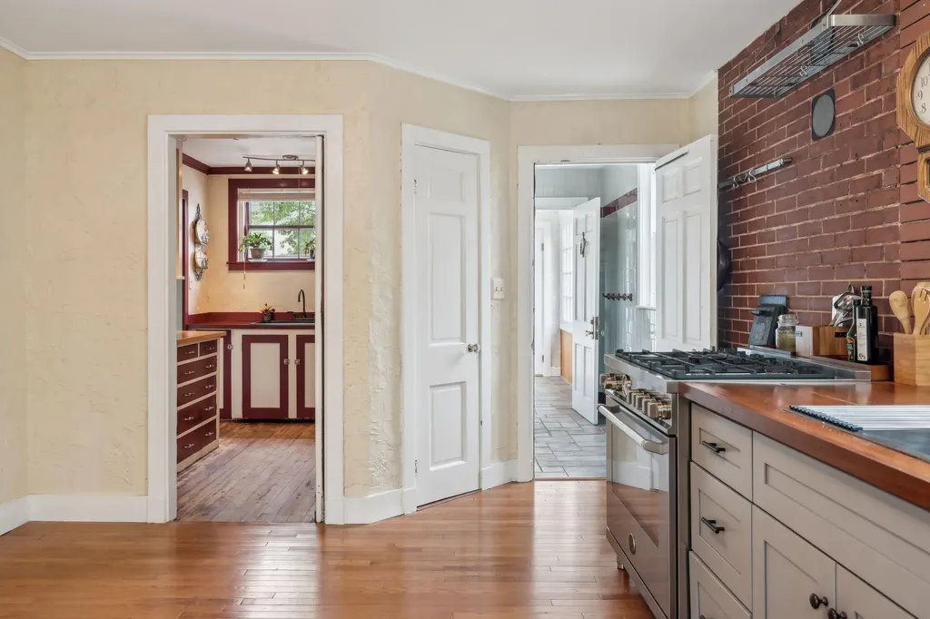 175 Mason Street Westbrook ME 04092