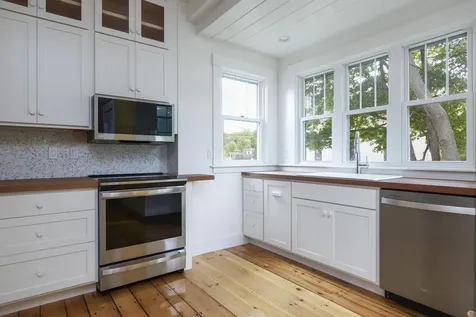 19 Pleasant Avenue Portland ME 04108