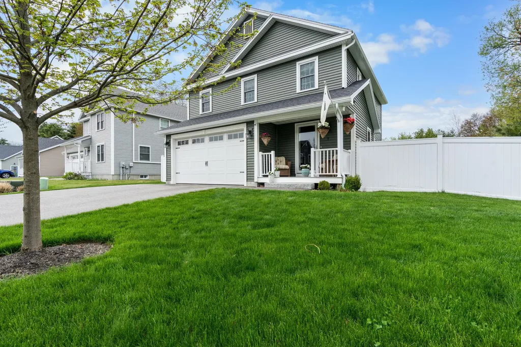 7 Sawgrass Drive Scarborough ME 04074