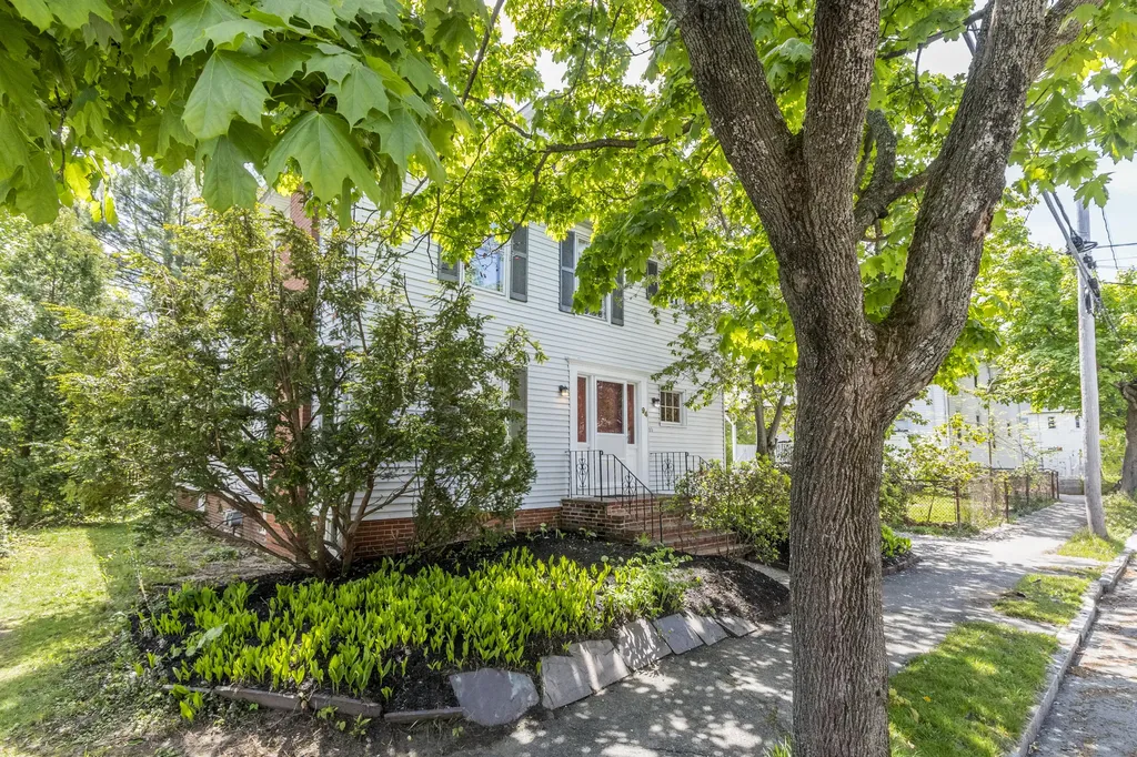 94 Concord Street Portland ME 04103
