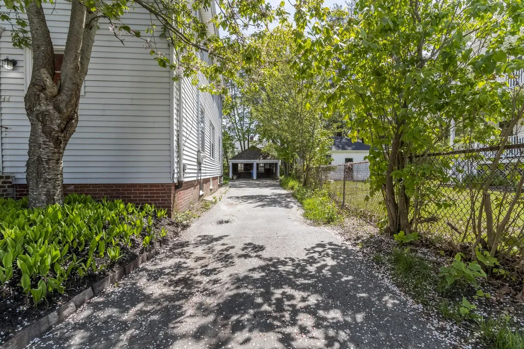 94 Concord Street Portland ME 04103