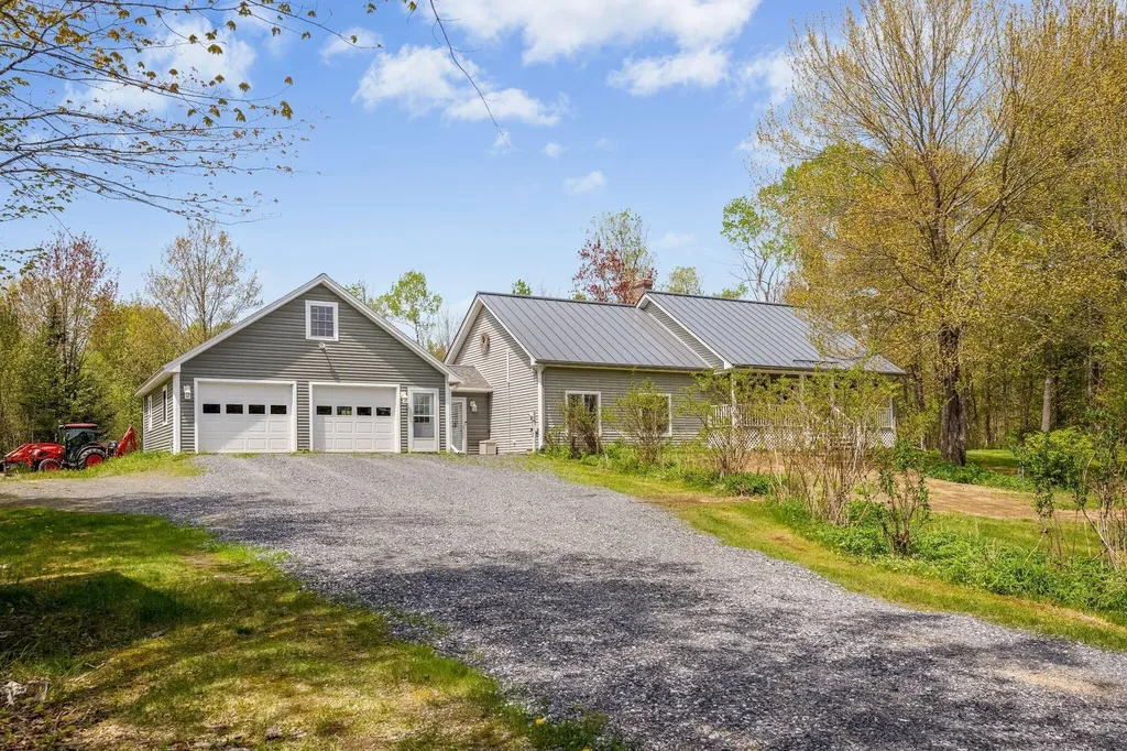 65 Mcallister Road Clinton ME 04927
