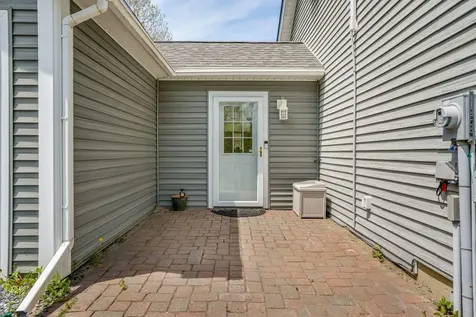 65 Mcallister Road Clinton ME 04927
