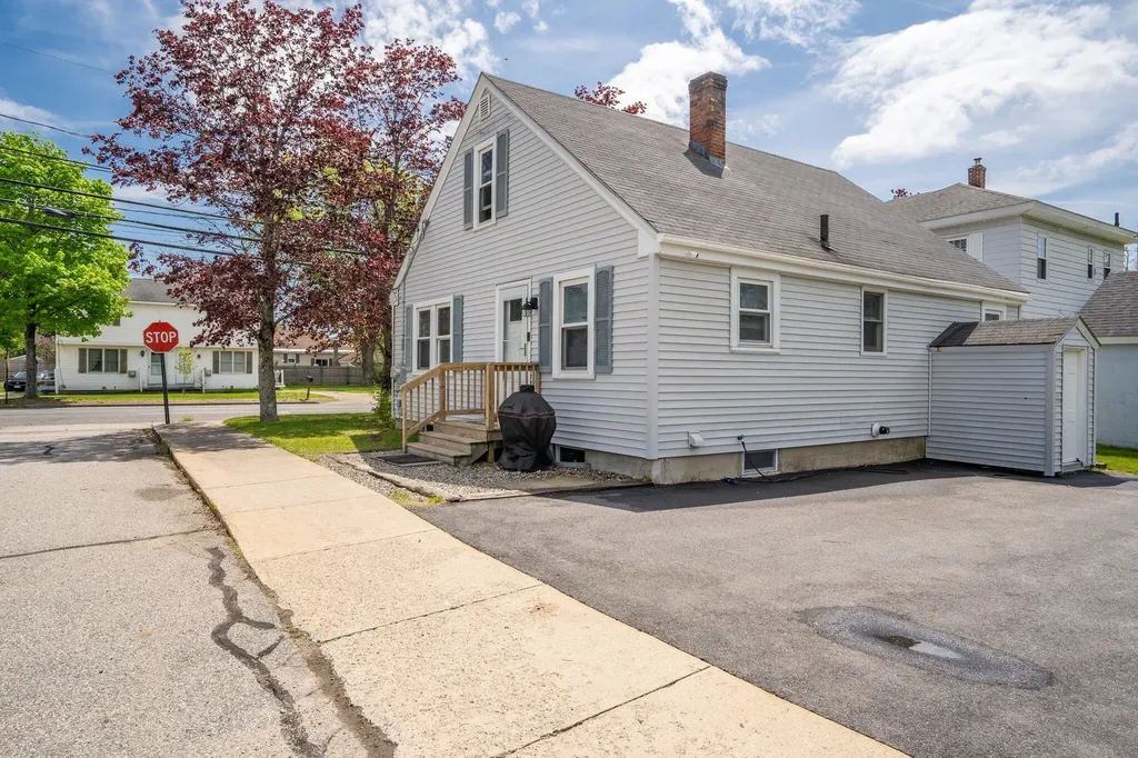 107 Lebanon Street Sanford ME 04073