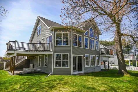 7 Cottage Way Kittery ME 03904