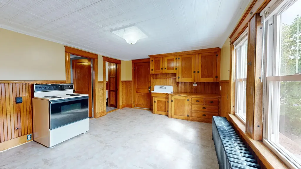 41 Spring Street Lewiston ME 04240