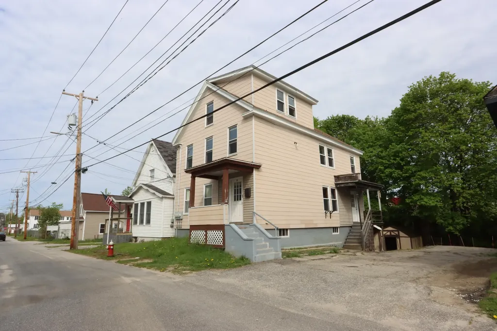 41 Spring Street Lewiston ME 04240