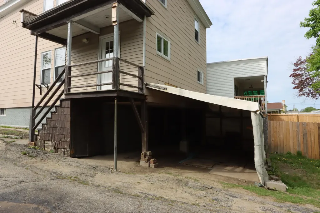 41 Spring Street Lewiston ME 04240