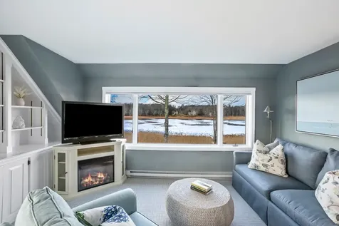 20 Surf Lane Kennebunk ME 04043