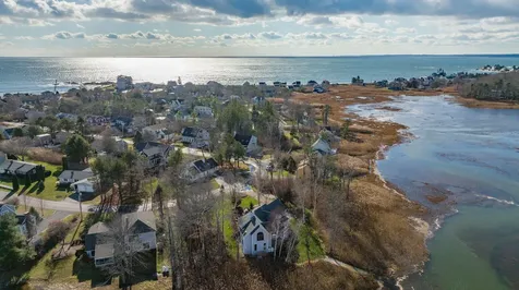 20 Surf Lane Kennebunk ME 04043
