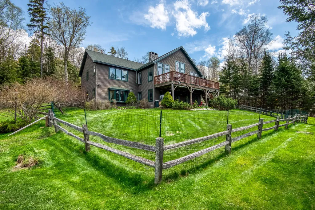 36 Chestnut Lane Rangeley ME 04970
