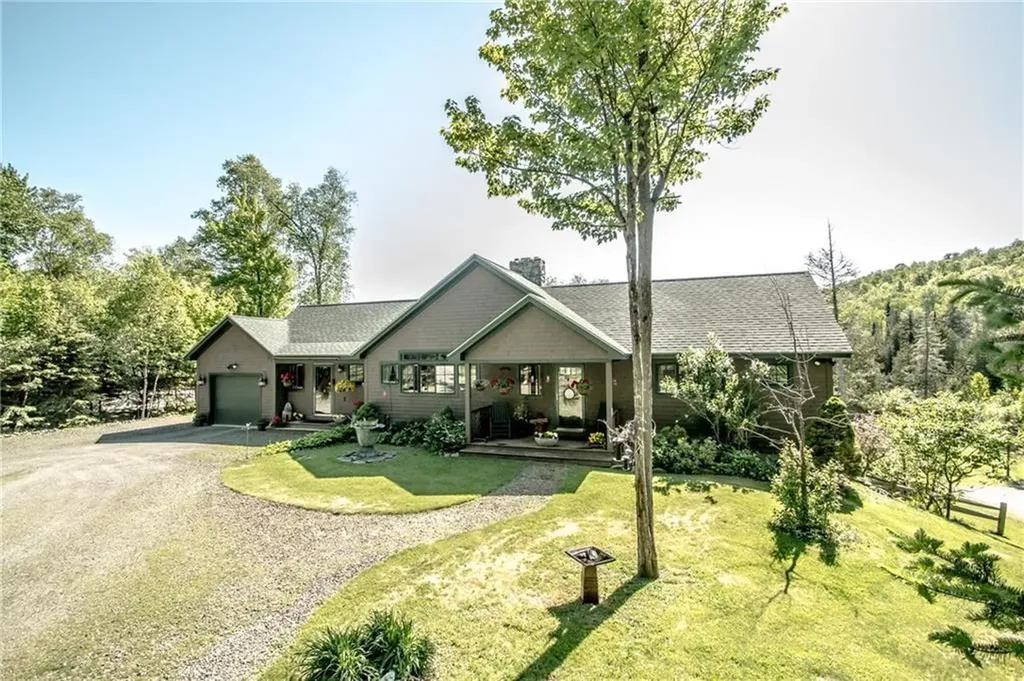 36 Chestnut Lane Rangeley ME 04970