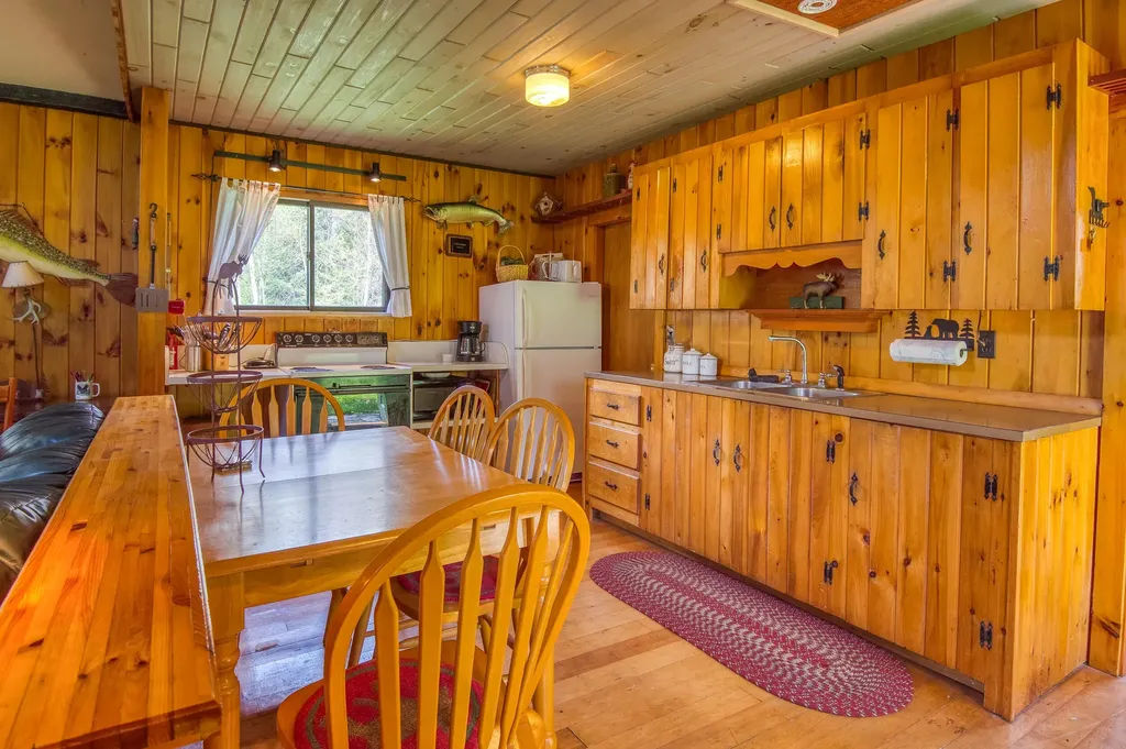 36 Chestnut Lane Rangeley ME 04970