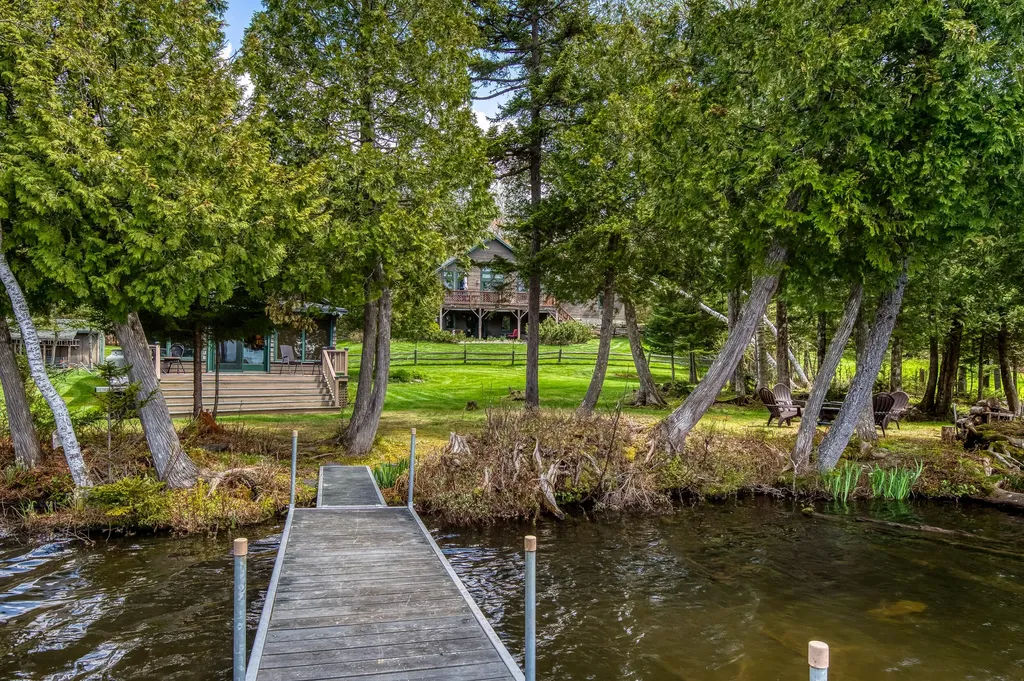 36 Chestnut Lane Rangeley ME 04970