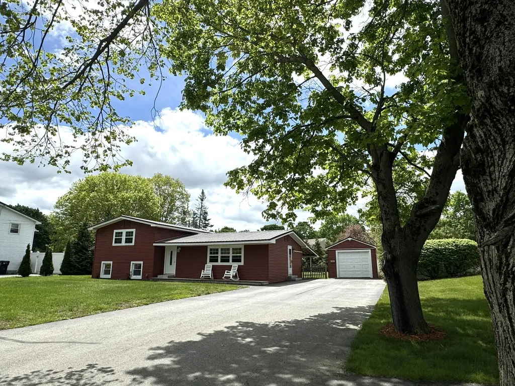 258 Howard Street Bangor ME 04401