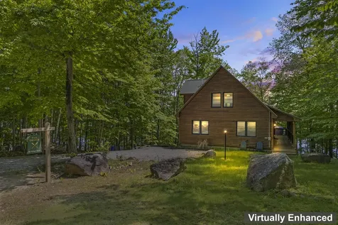 84 Ridge Road Frye Island ME 04071