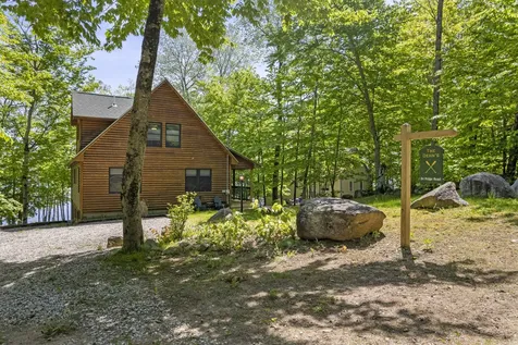84 Ridge Road Frye Island ME 04071