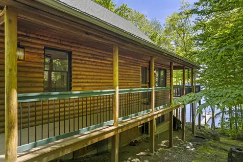 84 Ridge Road Frye Island ME 04071