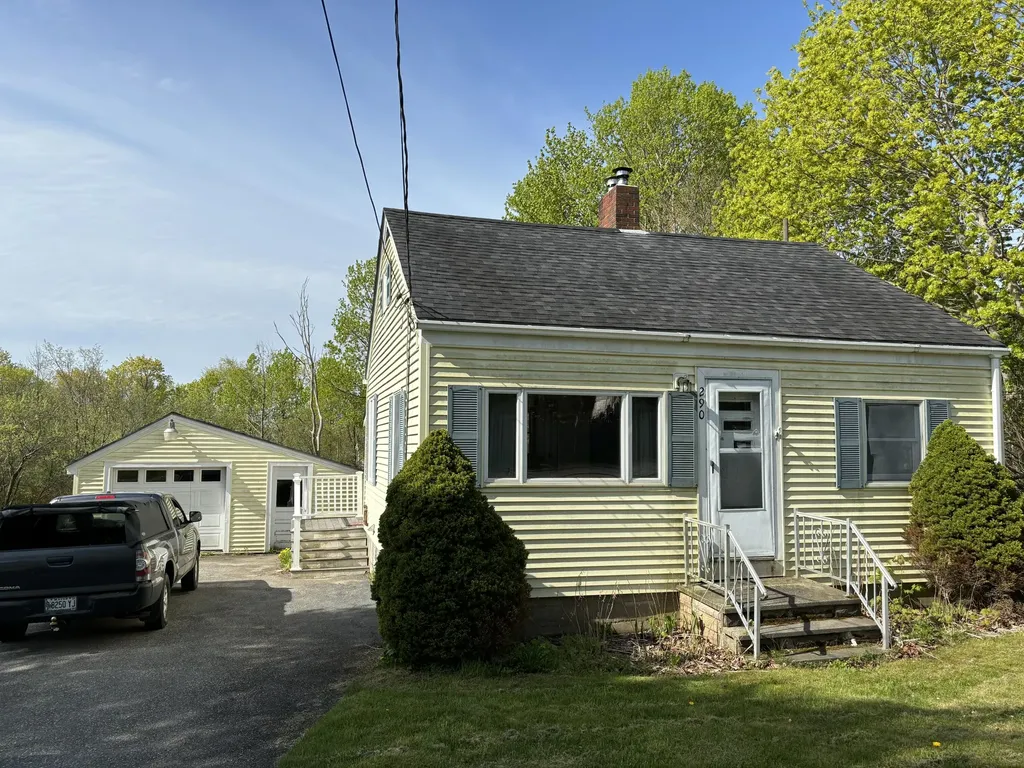 290 Limerock Street Rockland ME 04841