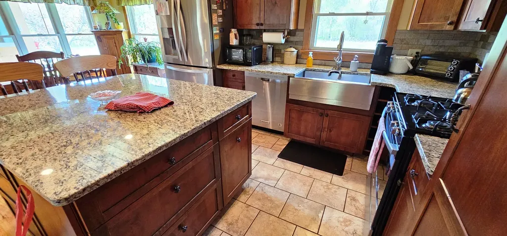 112 Drury Road Solon ME 04979