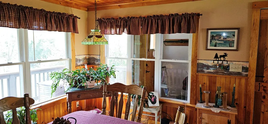 112 Drury Road Solon ME 04979