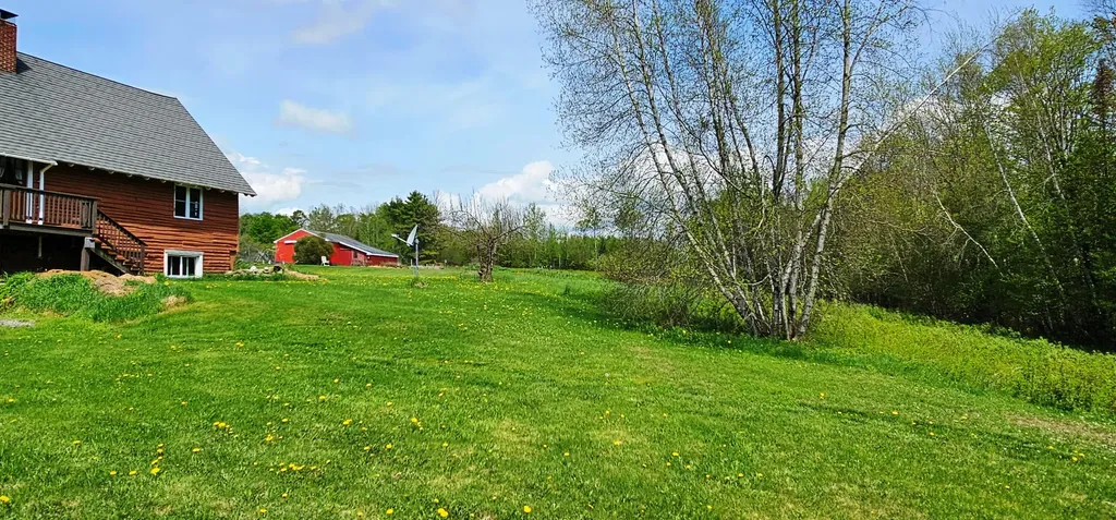 112 Drury Road Solon ME 04979