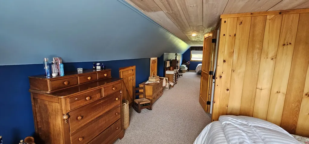 112 Drury Road Solon ME 04979