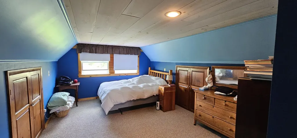 112 Drury Road Solon ME 04979
