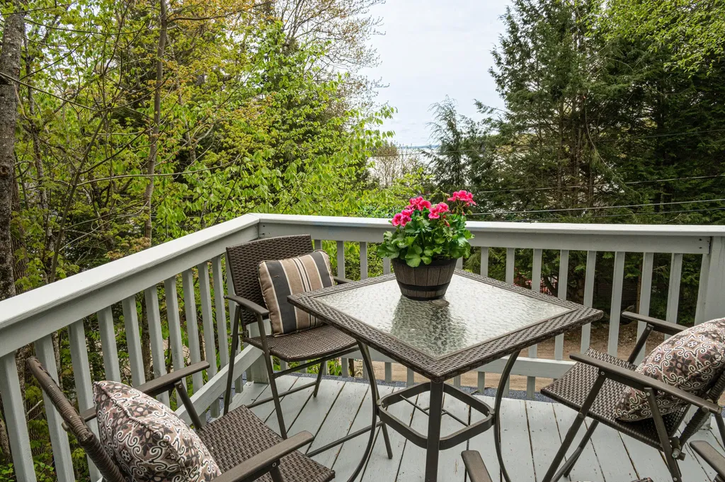 253 Lakewood Road Casco ME 04015
