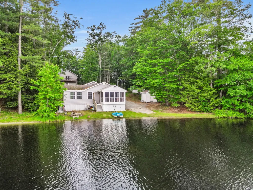 54 Cottage Road Limerick ME 04048