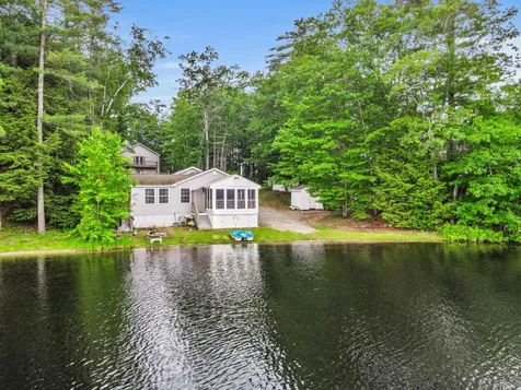 54 Cottage Road Limerick ME 04048