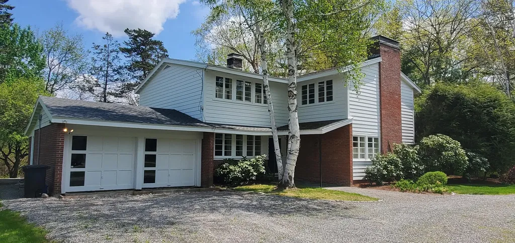 77 Meadowbrook Road Bangor ME 04401
