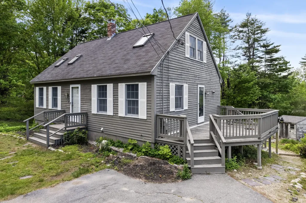 5 Leighton Road Yarmouth ME 04096