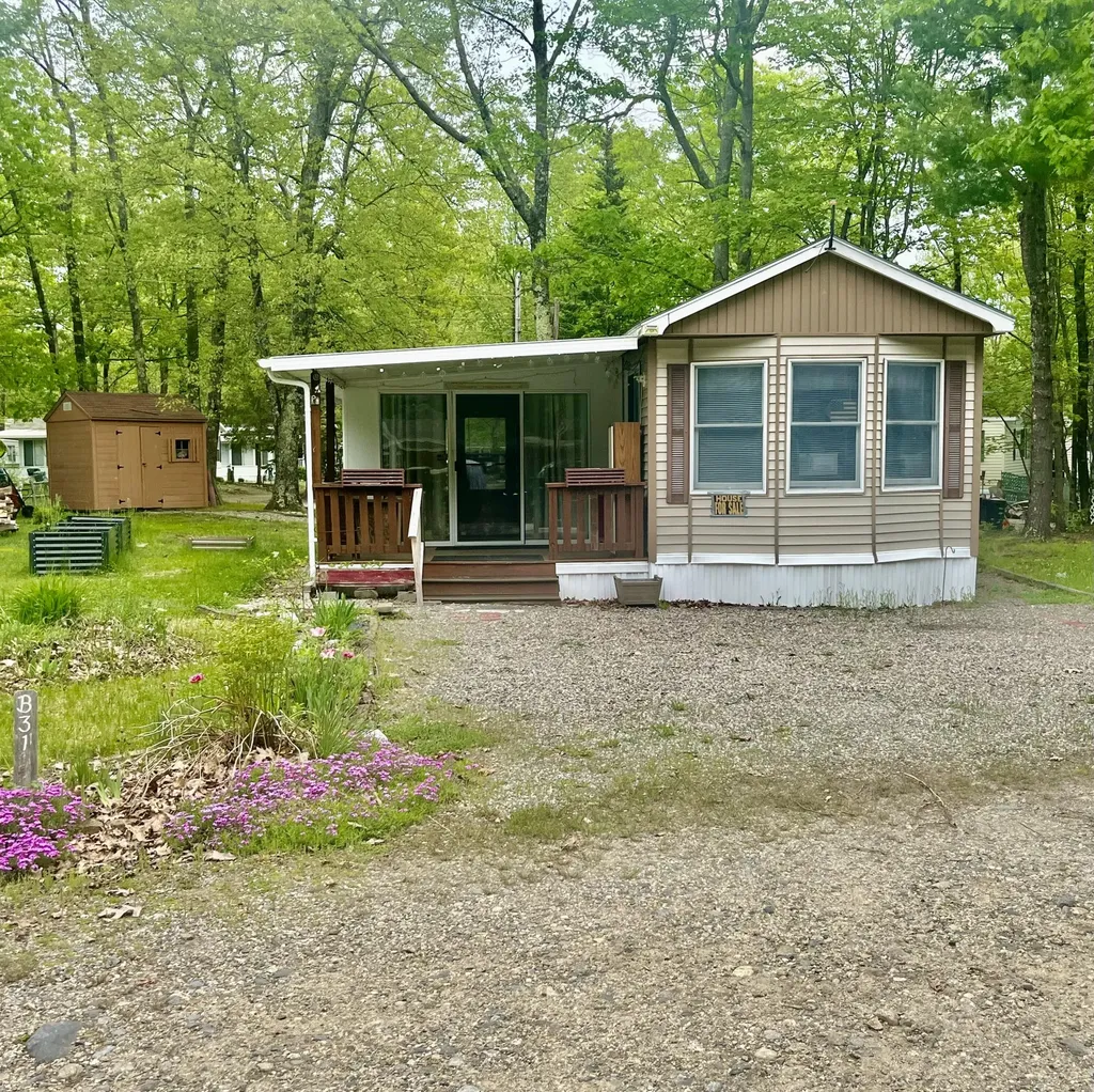 1 Robinson Way Kennebunk ME 04043