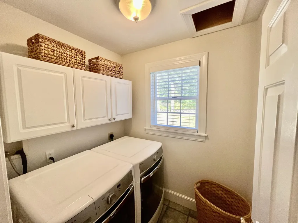 32 Vista Drive South Portland ME 04106