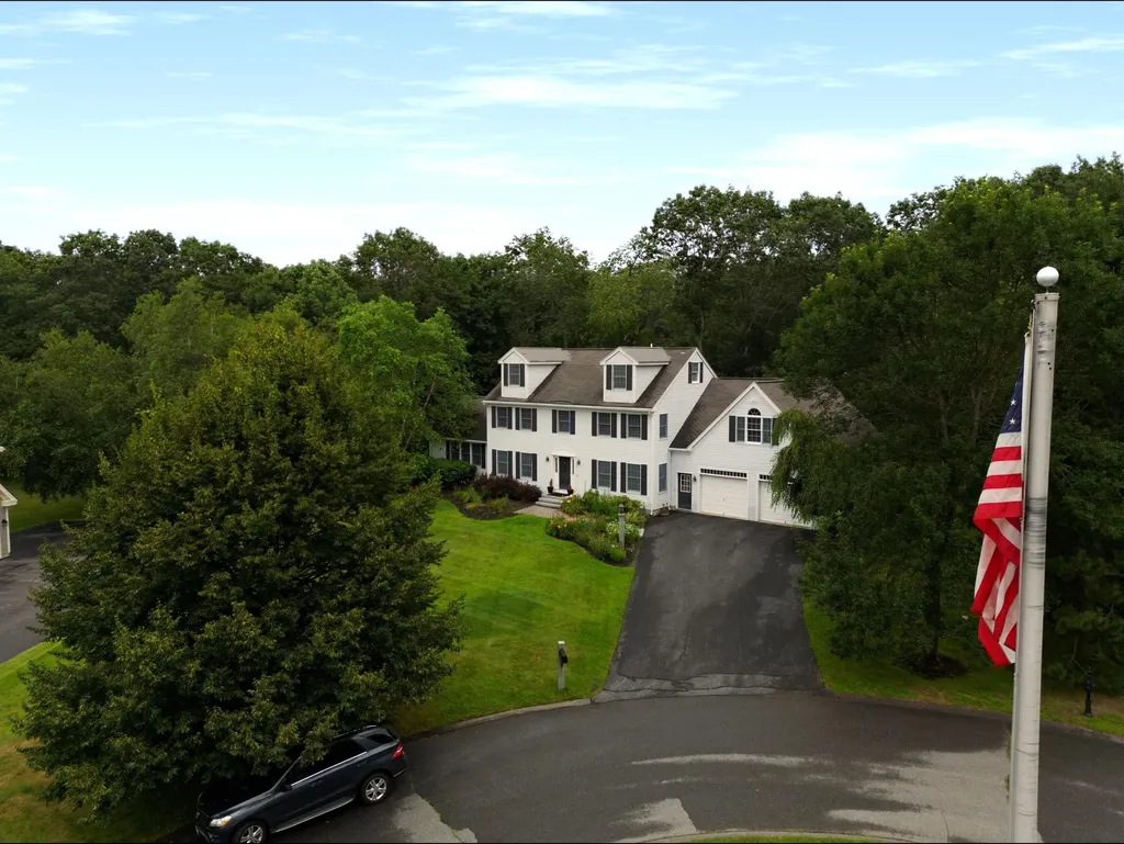 32 Vista Drive South Portland ME 04106